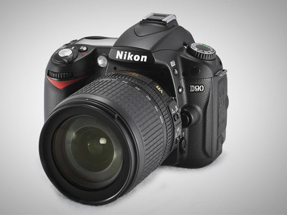 Nikon D90 nổi bật như thế nào