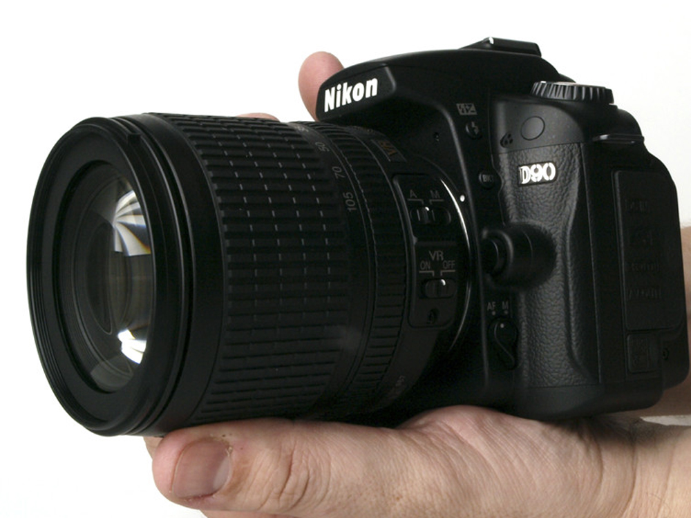 Tại sao nên chọn mua Nikon D90 cũ