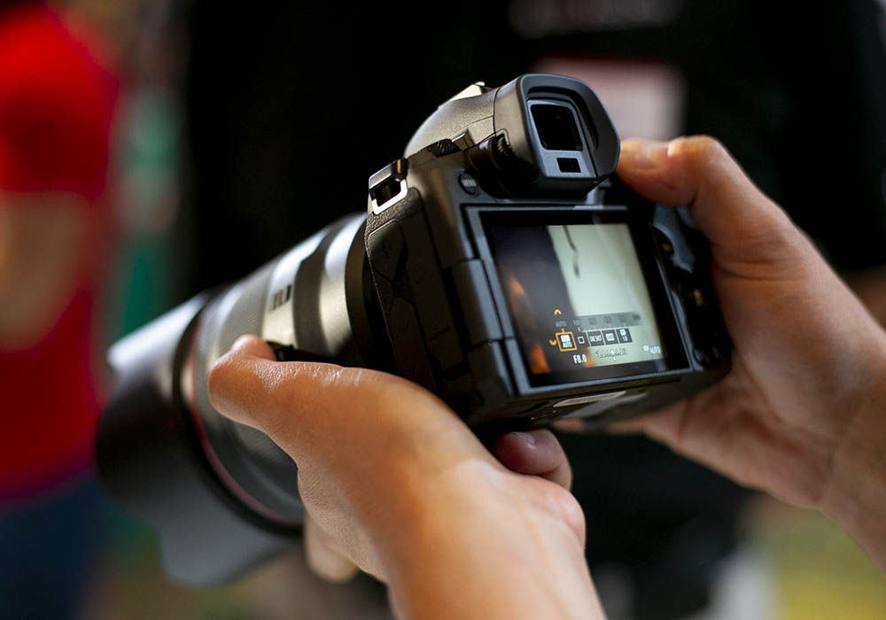Bỏ lấy nét tự động khi quay phim bằng máy ảnh DSLR