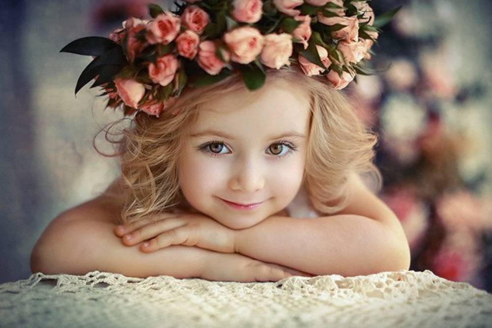5+ Cách tạo dáng chụp ảnh cho bé gái đẹp, siêu cute