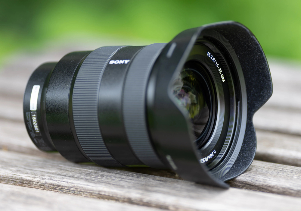 Sony FE 16-35mm F2.8 GM loại ống kính gốc rộng chuyên chụp ảnh phong cảnh