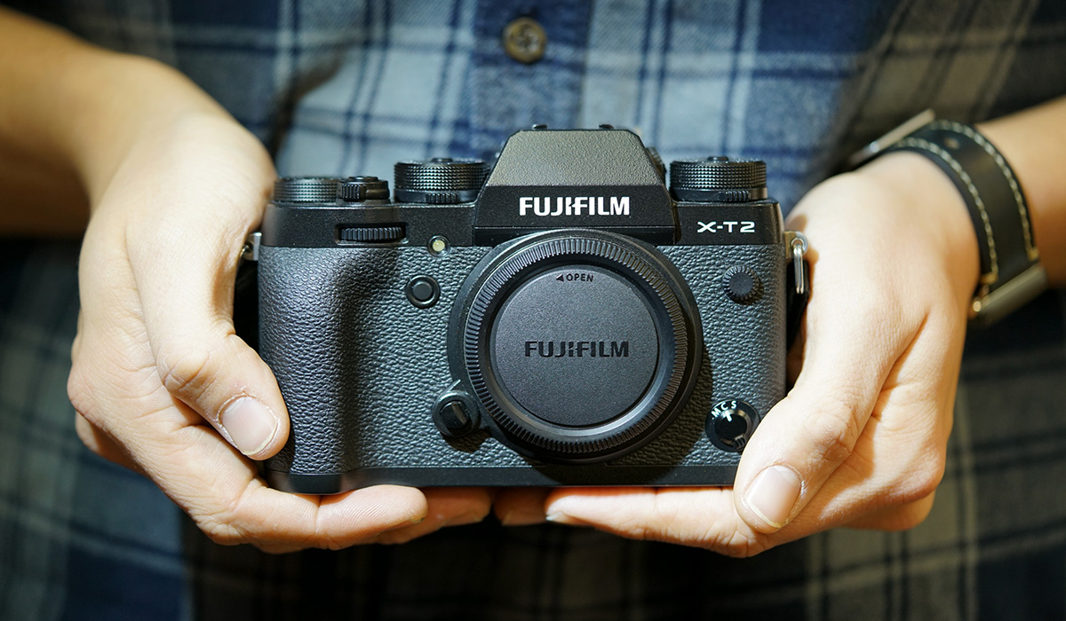 Fujifilm X-T2 có kiểu dáng đẹp mắt với thiết kế Retro
