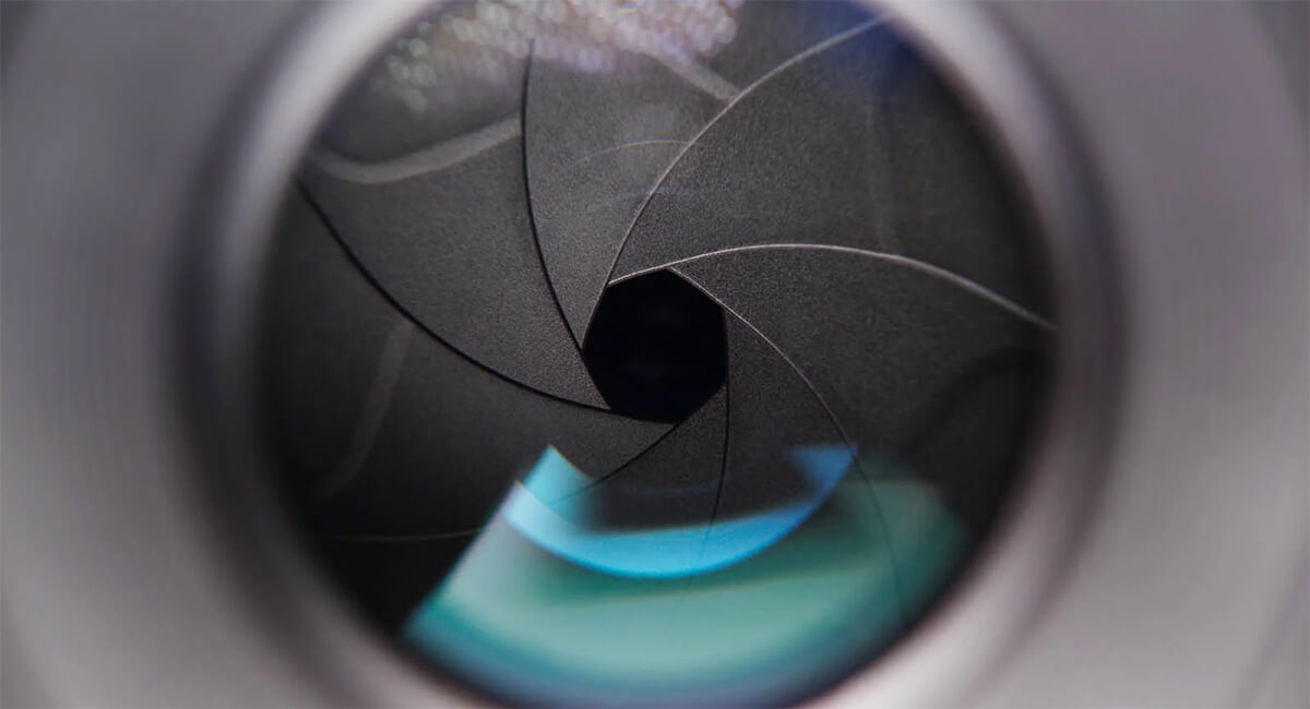Khẩu độ là kích thước của lỗ trên ống kính yếu tố quyết định lượng ánh sáng đi vào máy ảnh