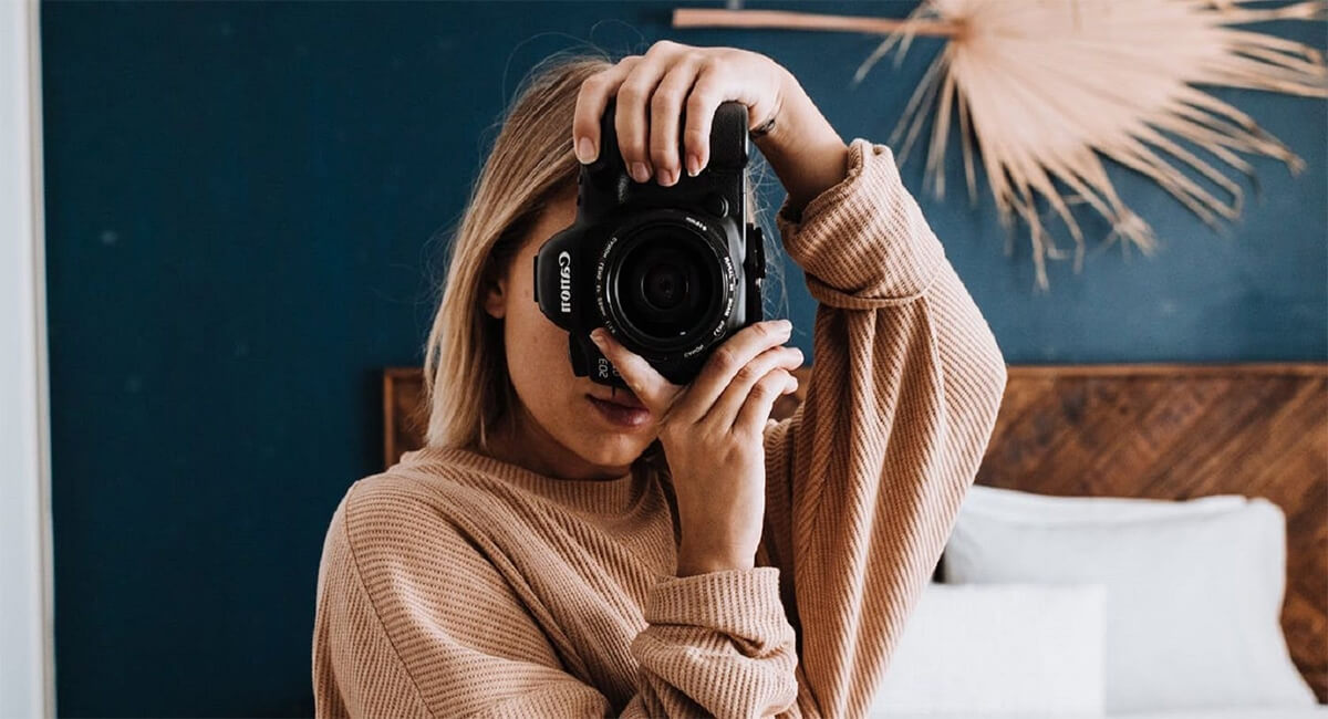 Có thể chhọn máy ảnh kỹ thuật số để chụp selfie nếu được Có thể chhọn máy ảnh kỹ thuật số để chụp selfie nếu được