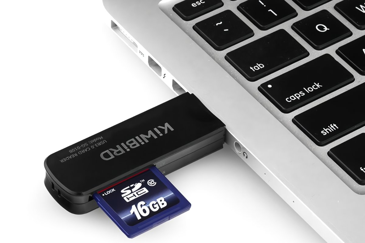 Đầu đọc thẻ nhớ máy ảnh là một thiết bị có chức năng đọc và ghi dữ liệu từ thẻ nhớ vào máy tính hoặc thiết bị di động Đầu đọc thẻ nhớ máy ảnh là một thiết bị có chức năng đọc và ghi dữ liệu từ thẻ nhớ vào máy tính hoặc thiết bị di động