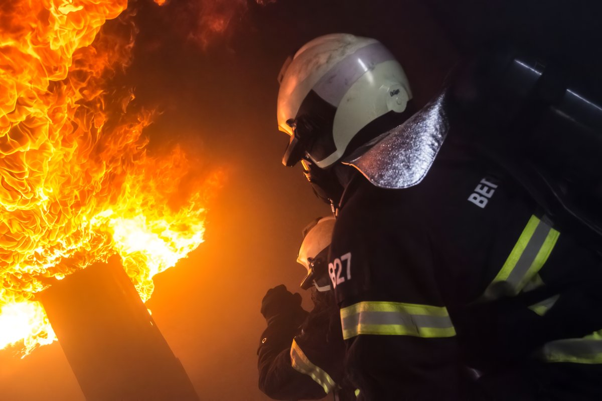 Góc máy đa giác cũng là một trong các góc quay cơ bản được thực hiện với độ nghiêng Góc máy đa giác cũng là một trong các góc quay cơ bản được thực hiện với độ nghiêng