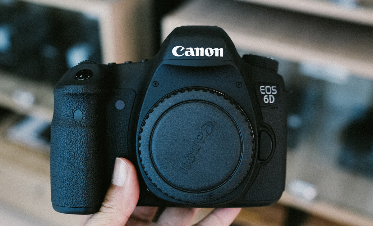 Có nên đầu tư vào máy ảnh này trong thời điểm hiện tại?