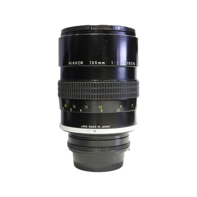 Ống kính Nikon Telephoto 135mm f/2 AI MF (Nikon 135mm F2 - Cũ)