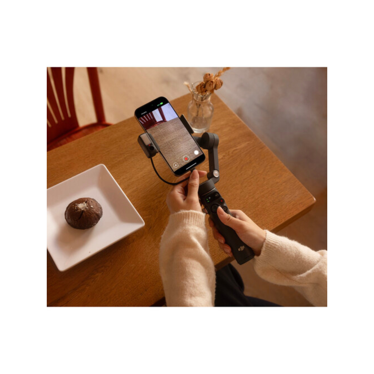 Gimbal Điện Thoại Cao Cấp DJI Osmo Mobile 7P (Mới) - Ảnh 5