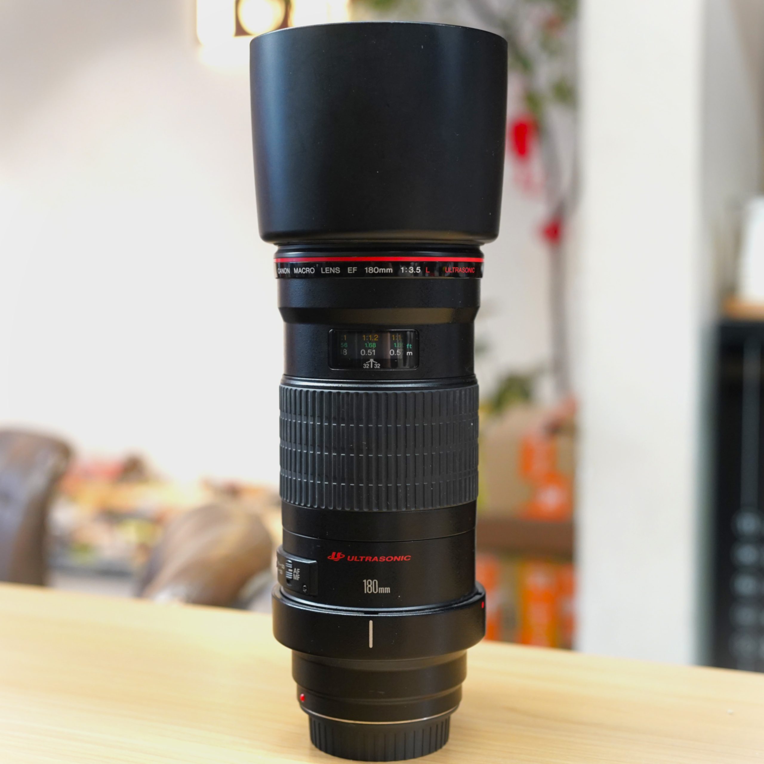 Ống kính Canon EF 180mm f/3.5L Macro USM (Cũ)